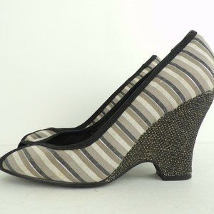 RESTRICTED Shoes Wedges Peep Toe Striped Size 7.5 Black Tan Silver Fabric